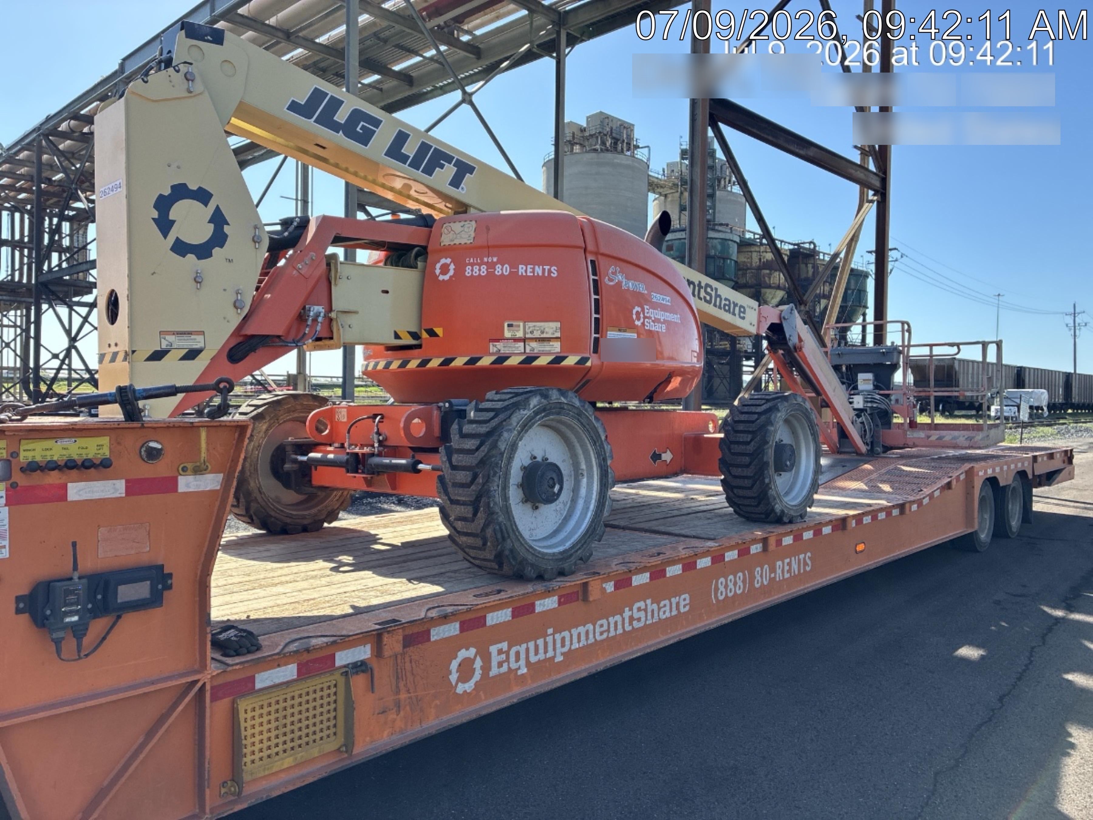 2022 JLG 600AJ