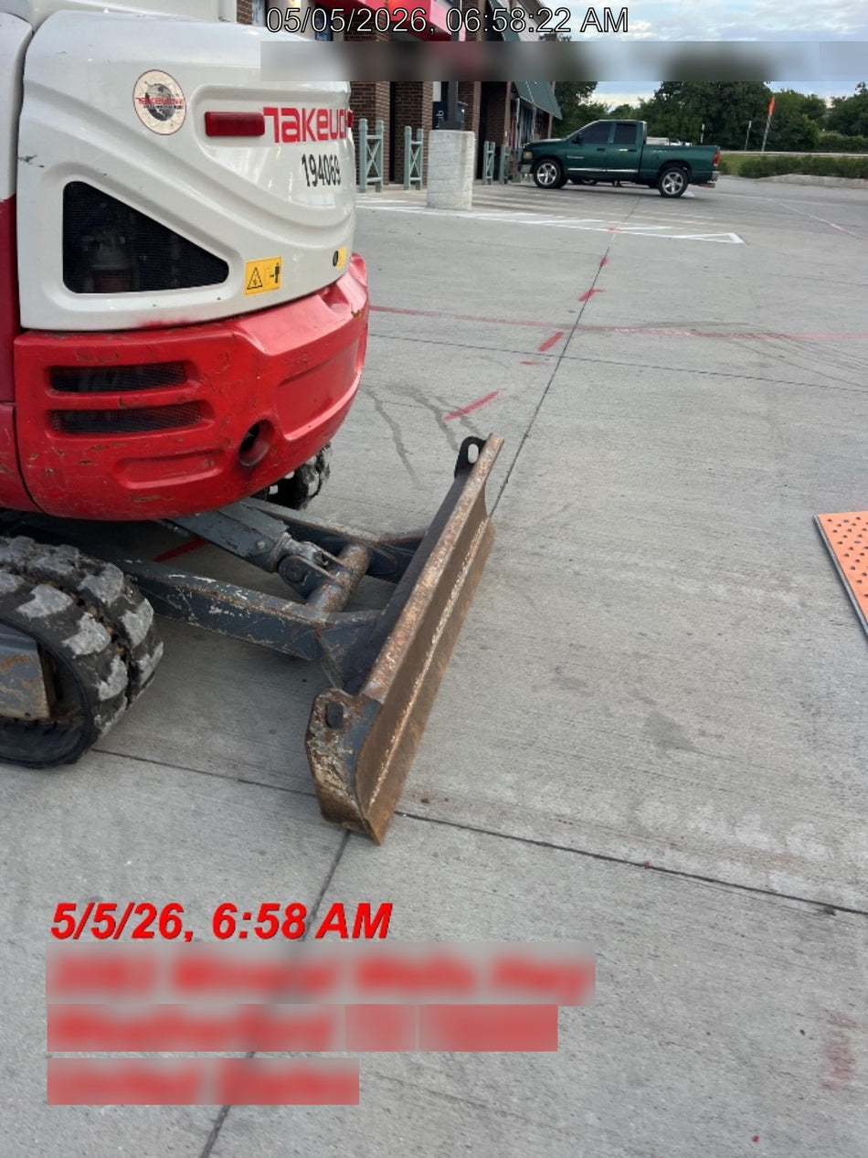2021 TAKEUCHI TB235-2R