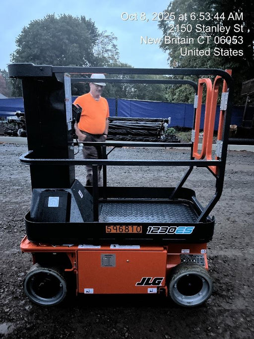 2025 JLG 1230ES