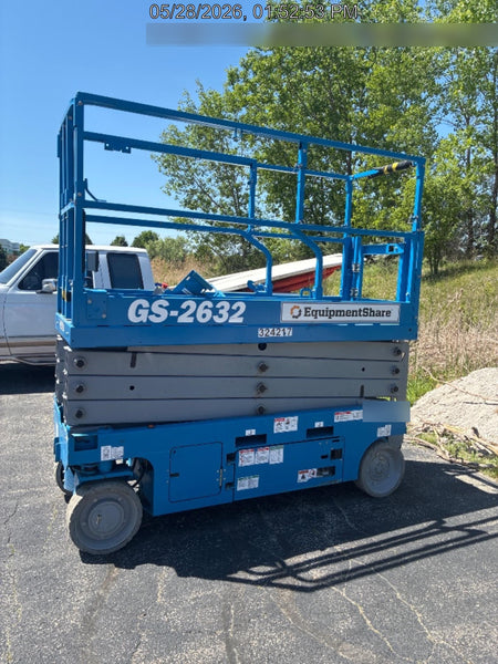 2023 GENIE GS-2632
