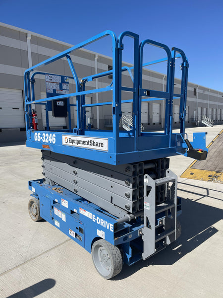2022 GENIE GS-3246