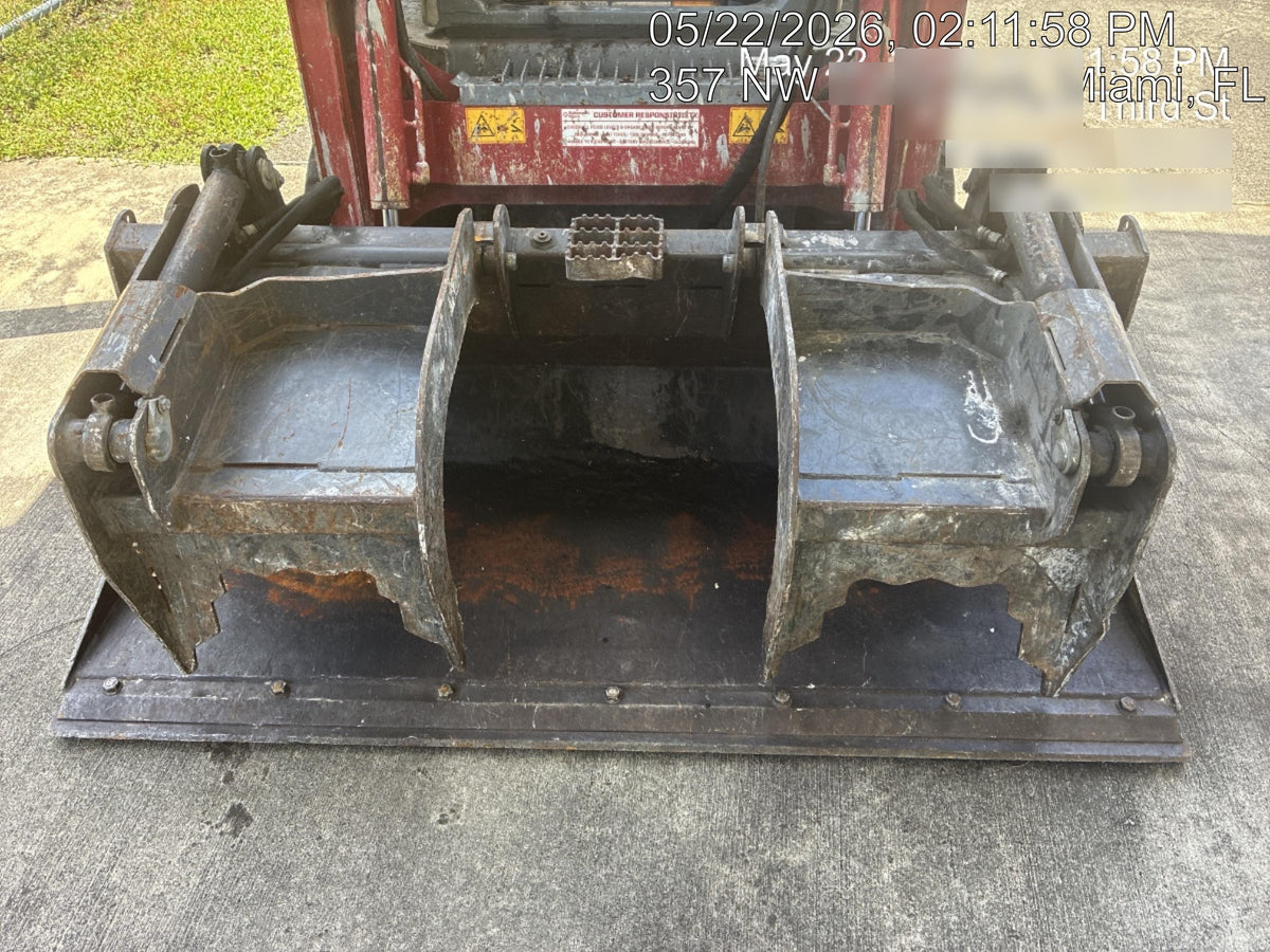 2020 PALADIN 72" Scrap Grapple Bucket - Paladin