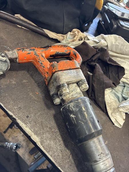 2019 MICHIGAN PNEUMATIC ES-CH3R-TRACKER