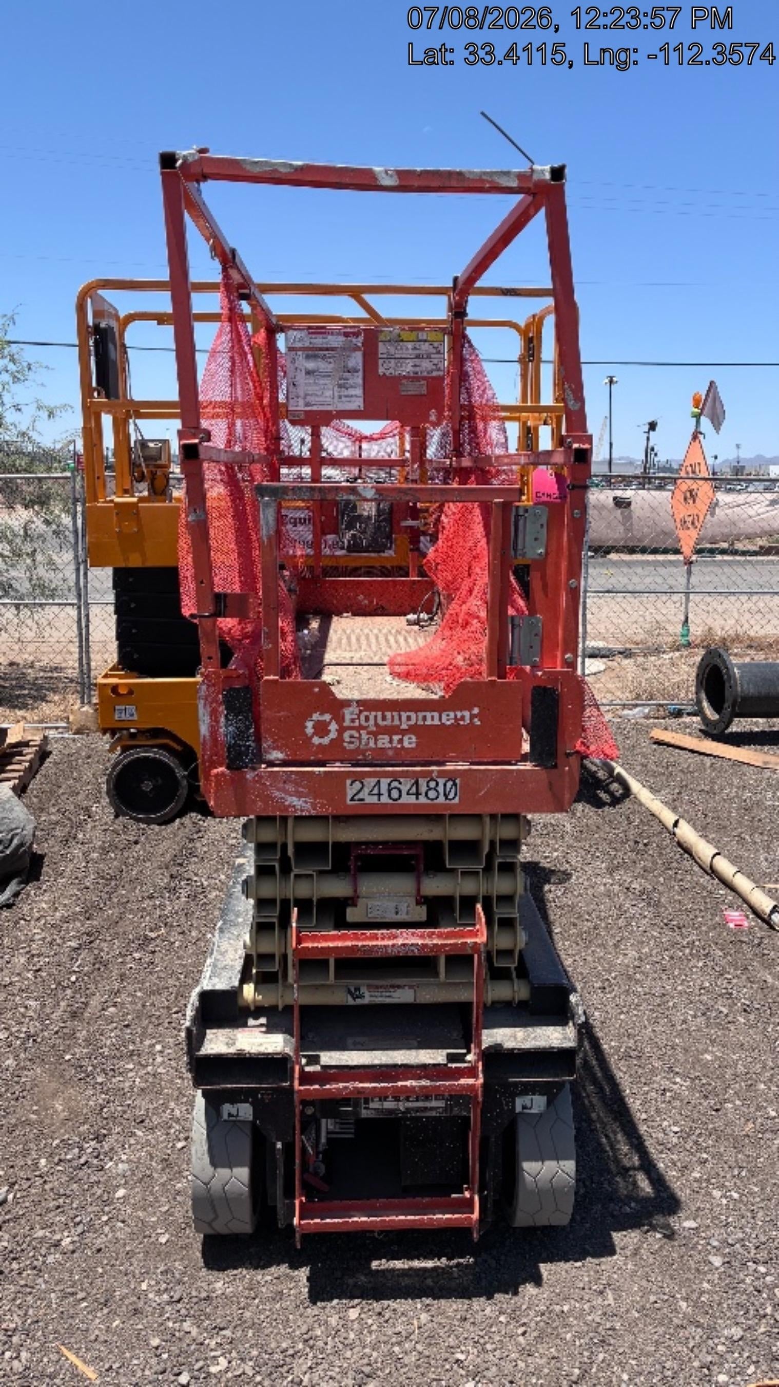 2022 JLG ES2632