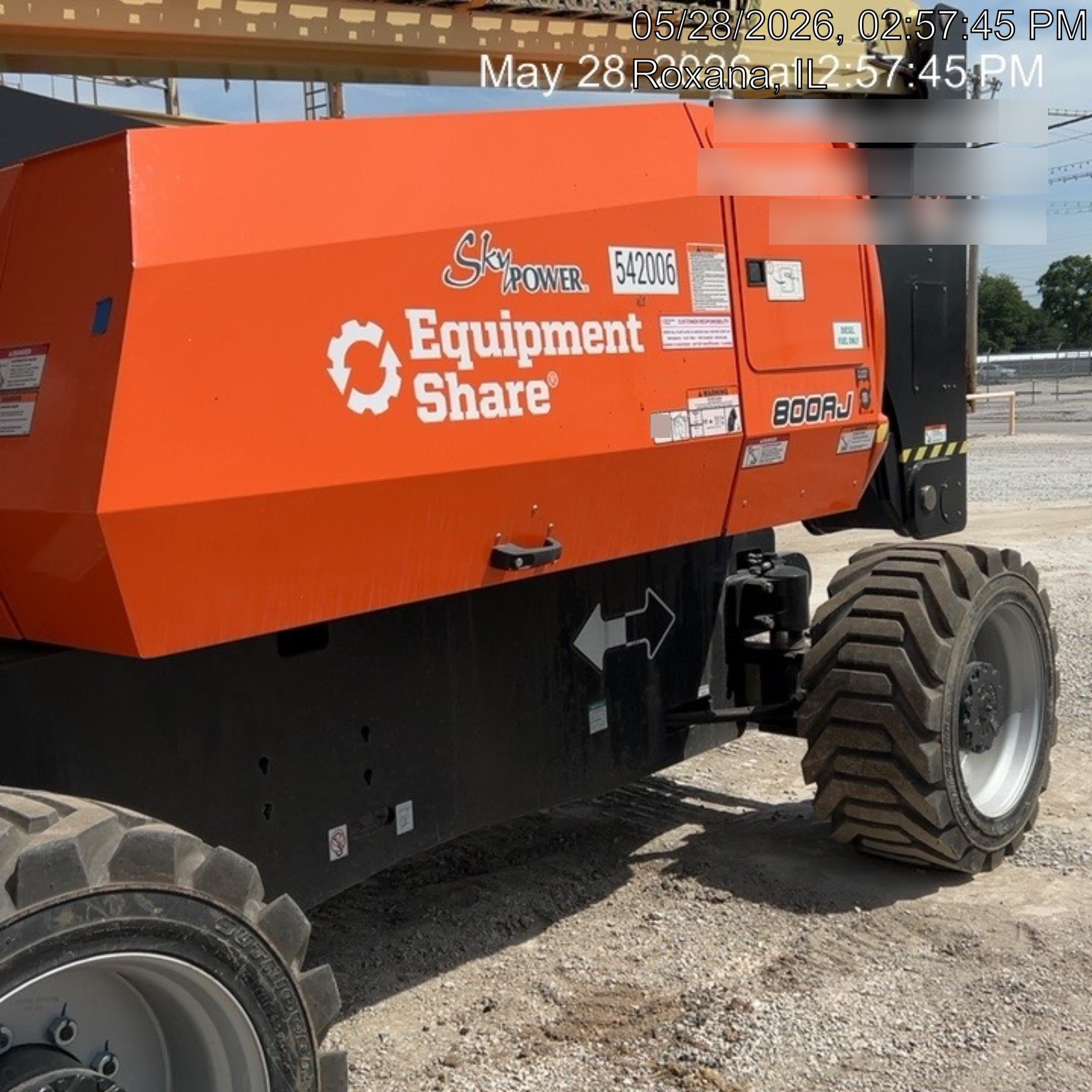 2025 JLG 800AJ