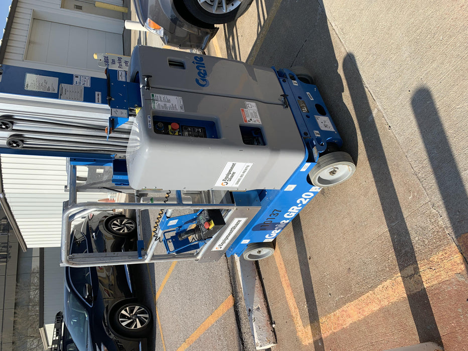 2020 GENIE GR-20