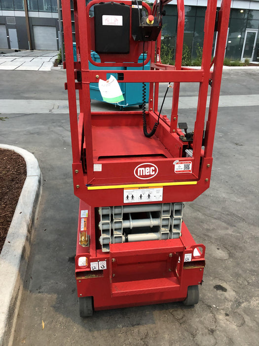 2020 MEC 1330SE Solid NM Tires, Steel Swing out Doors, LCS, Beacon, 900W Inverter