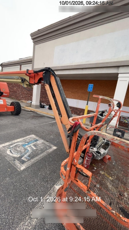 2022 JLG 660SJ