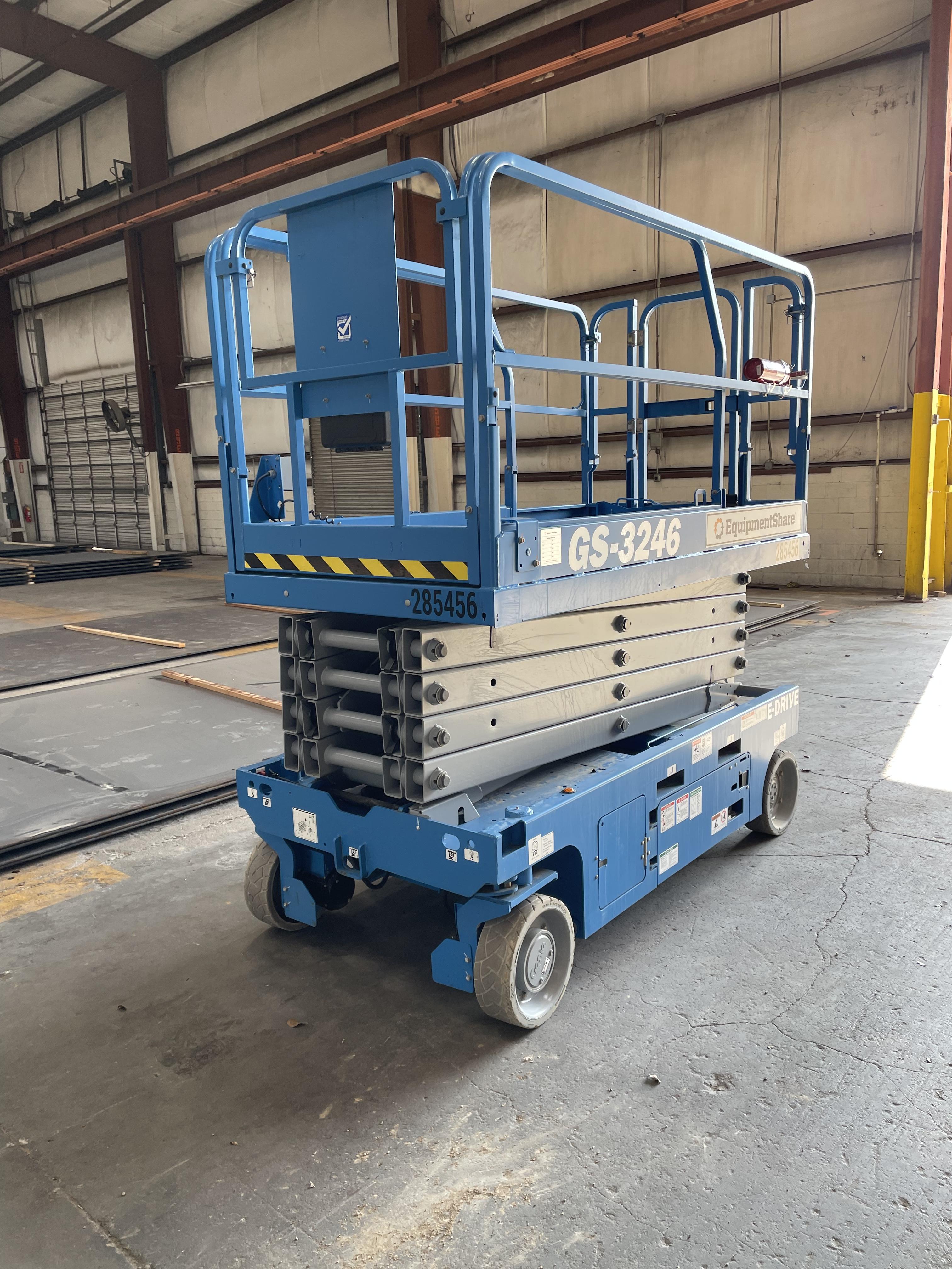 2022 GENIE GS-3246