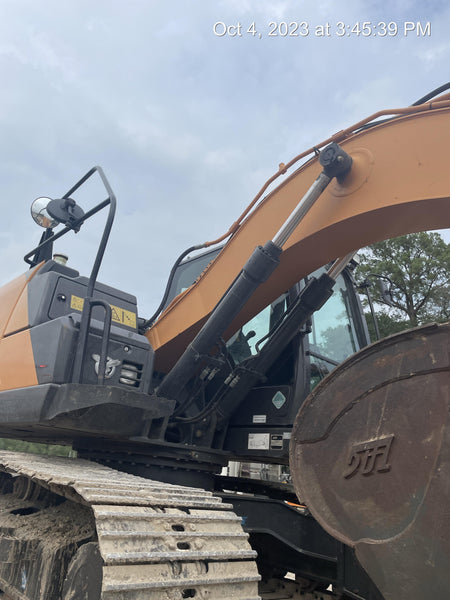2021 CASE CX130D