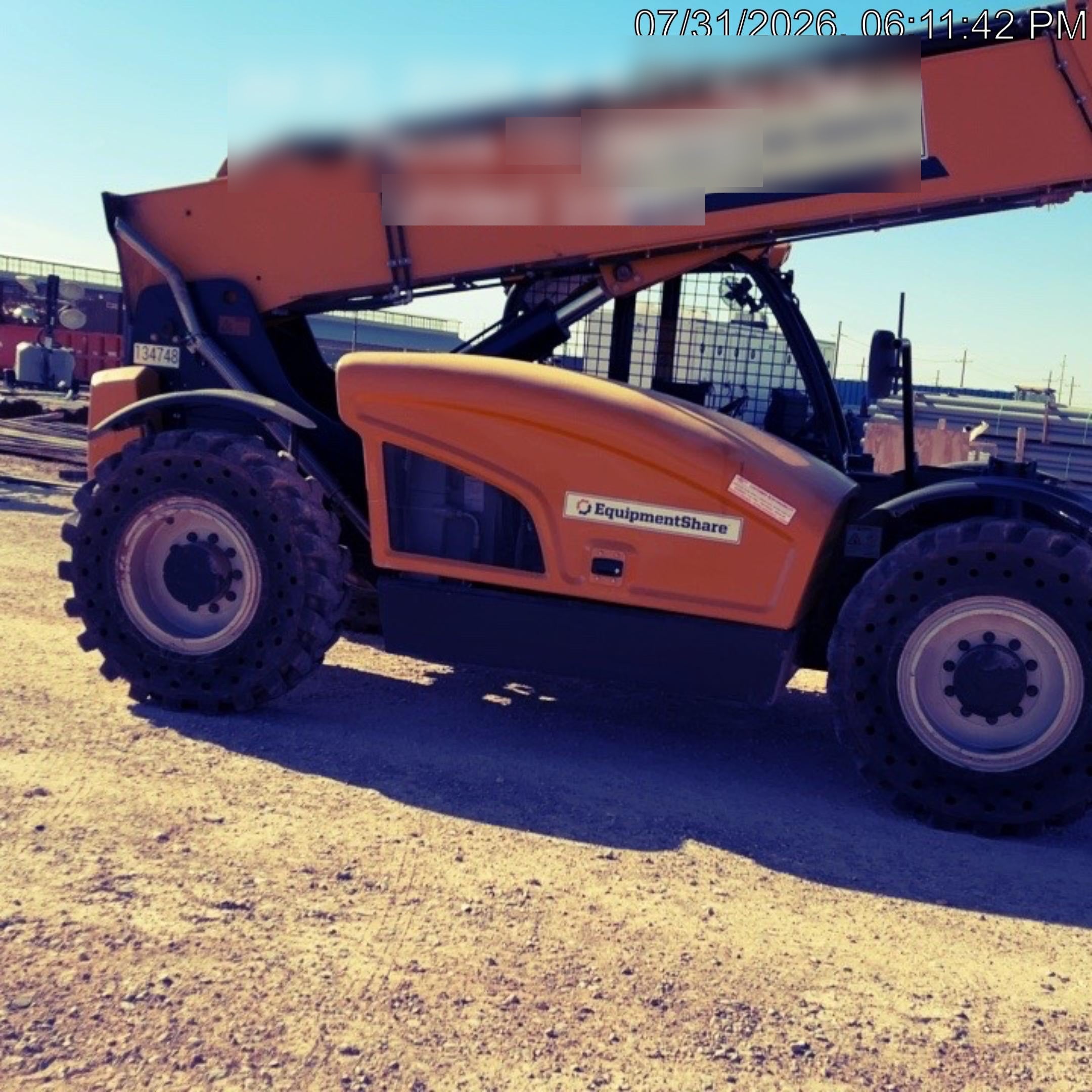 2021 SANY STH1056