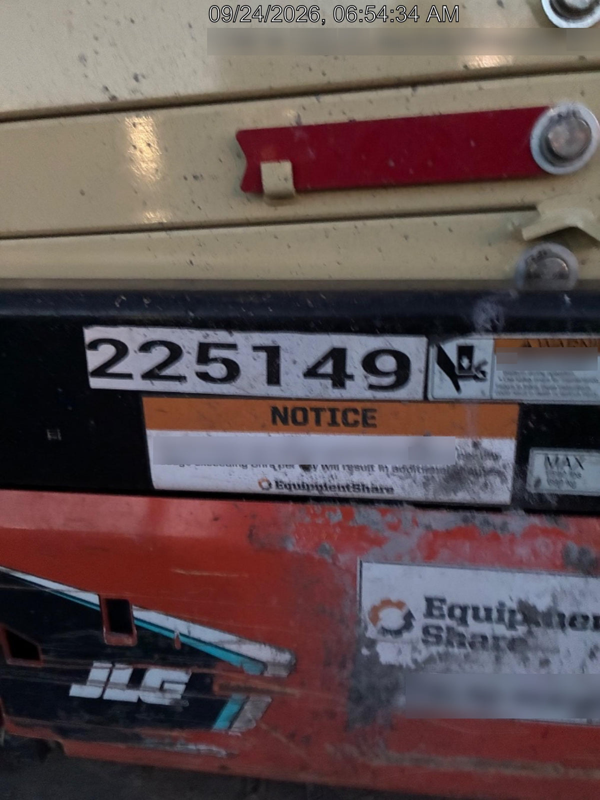 2022 JLG ES1932