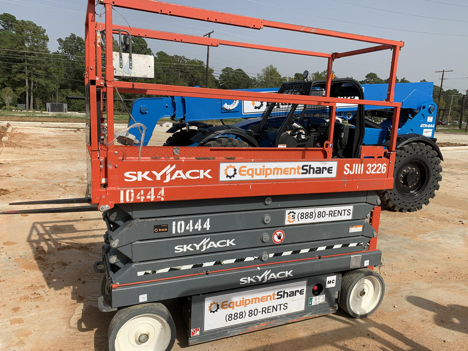 2018 SKYJACK SJIII-3226