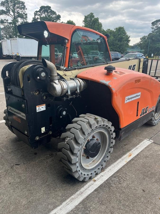 2020 JLG G5-18A Cab/Heat/Air, NM Solid Tires, Beacon w/48" Carriage, 48" Pallet Forks