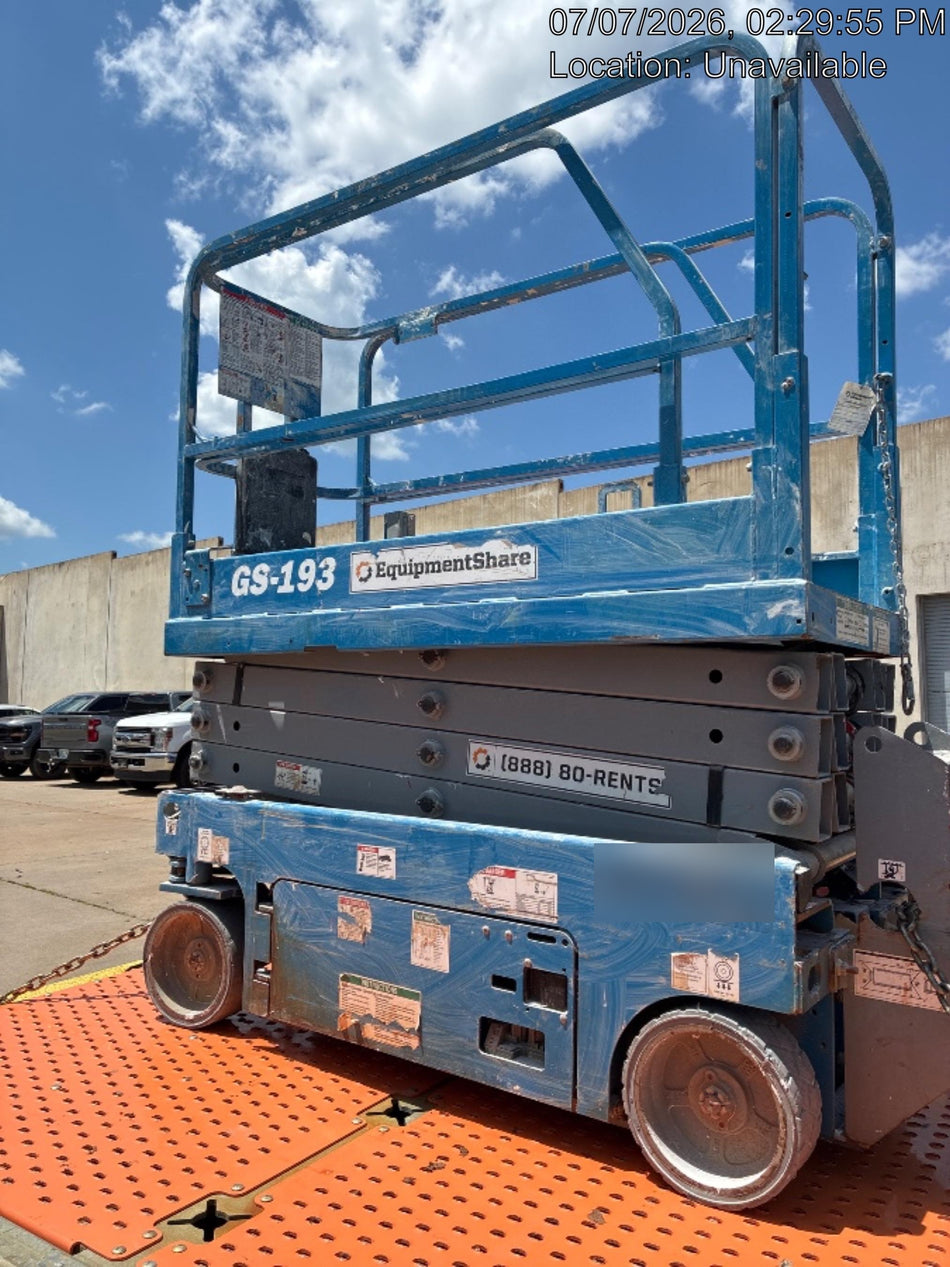 2019 Genie GS-1930 Fixed rails with chain Entry