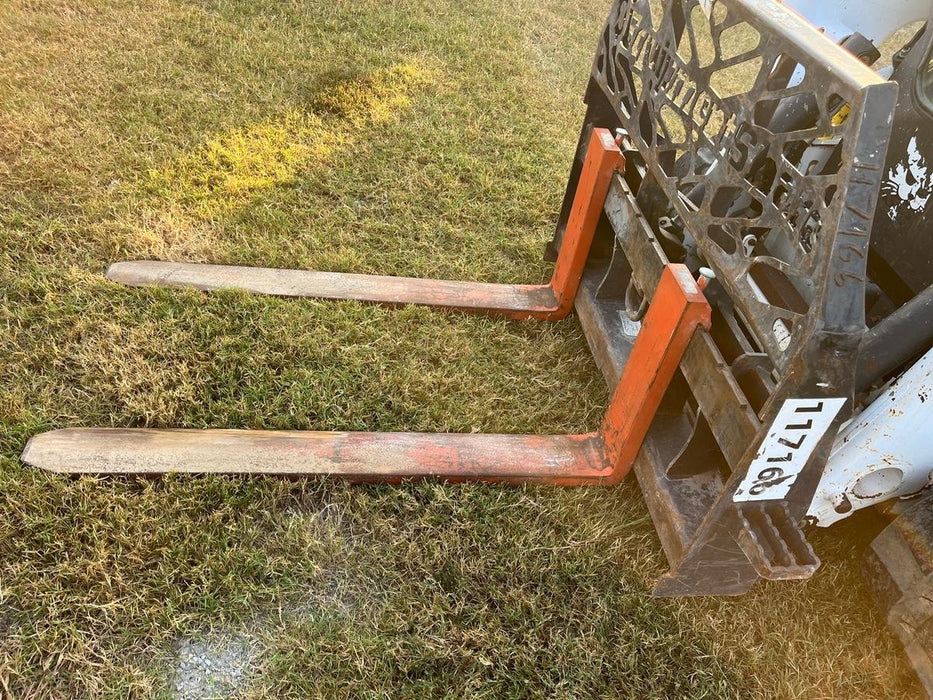 2020 PALADIN 48" Pallet Forks - Paladin