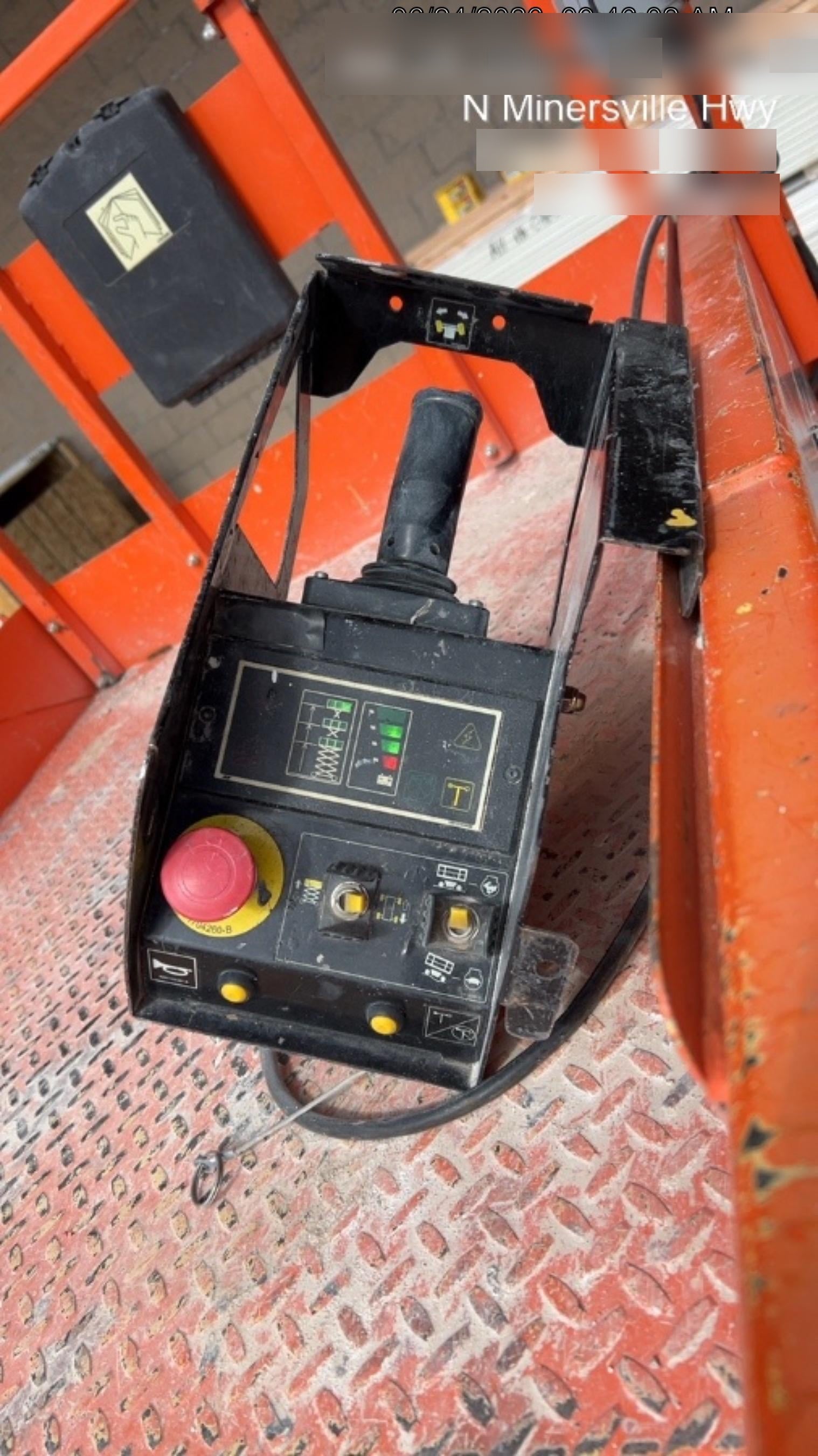 2022 JLG ES3246