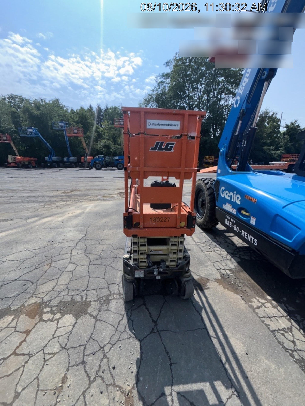 2021 JLG ES1932