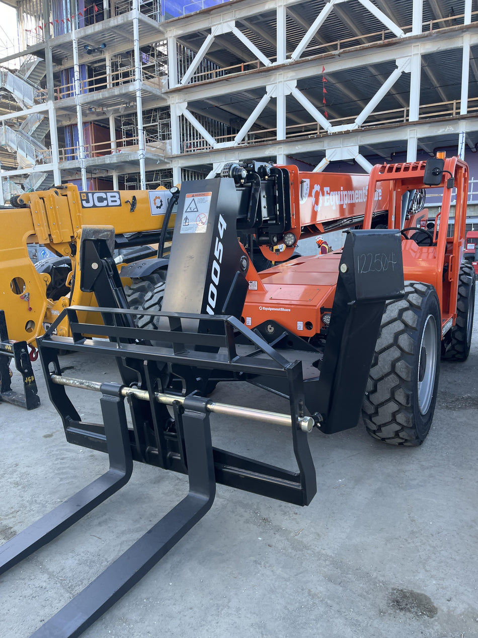 2023 SKYTRAK 10054