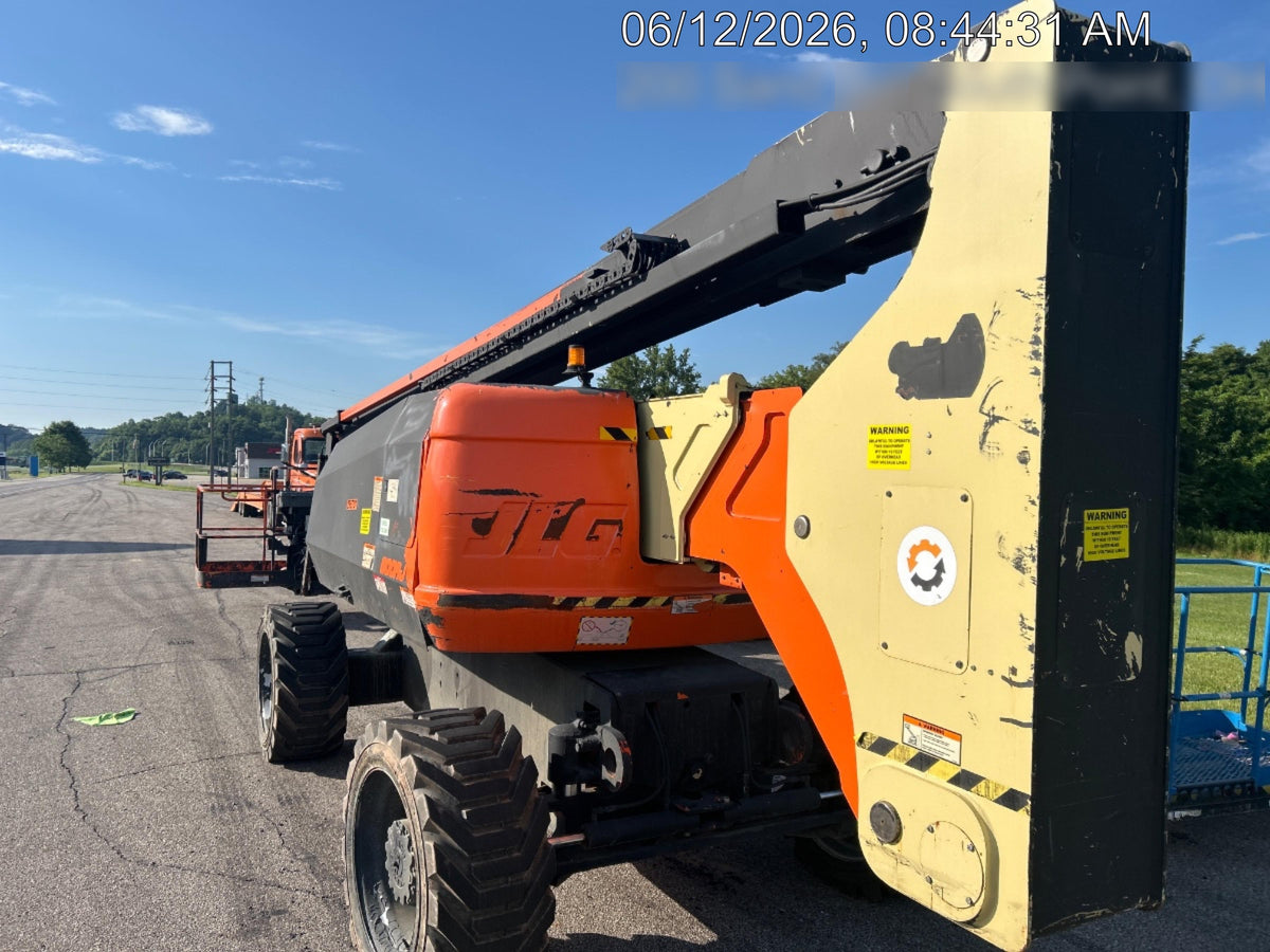 2023 JLG 800AJ