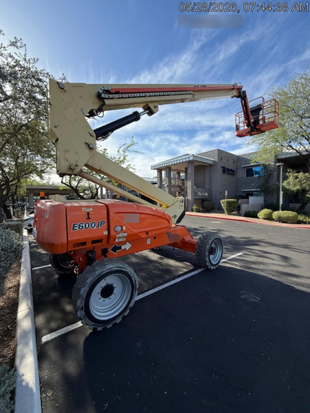 2019 JLG E600JP
