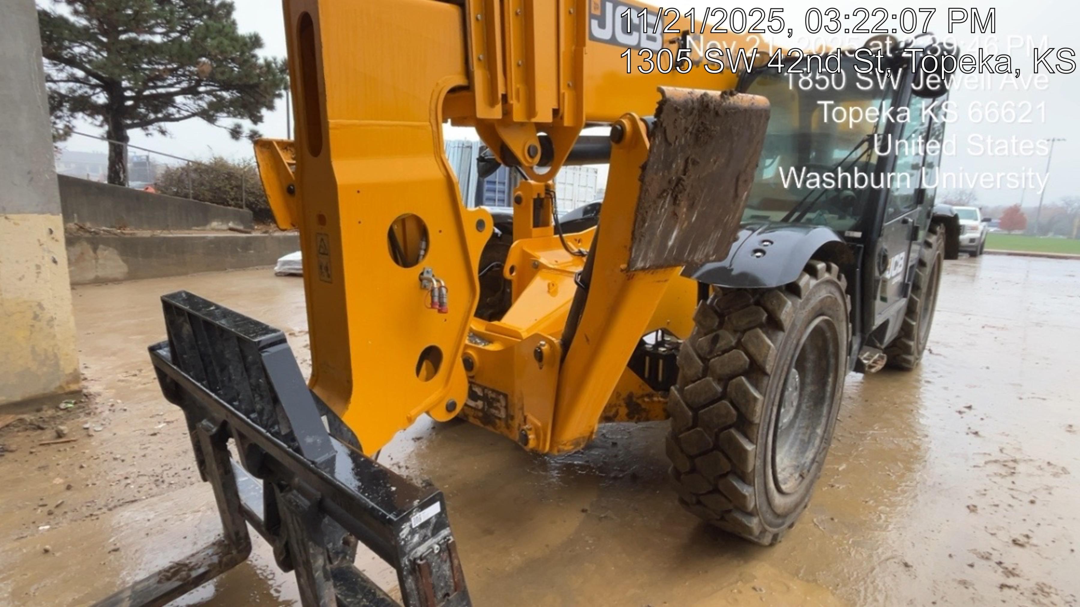 2025 JCB 512-56
