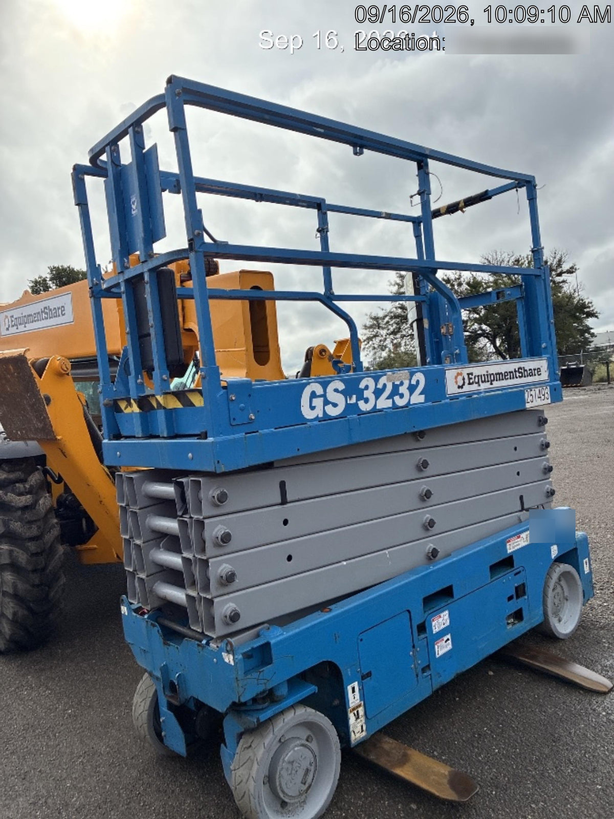 2022 GENIE GS-3232
