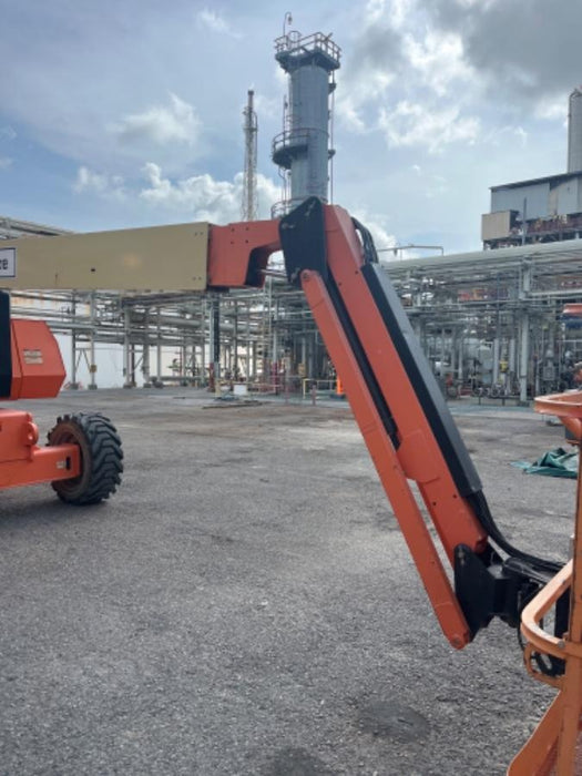2019 JLG 800AJ
