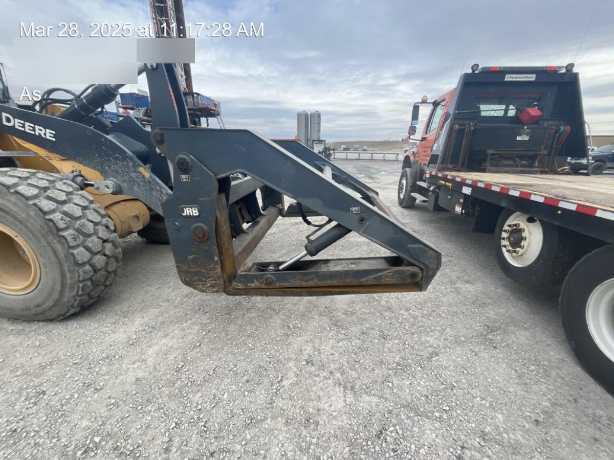 2022 PEMBERTON Pipe Grapple Forks