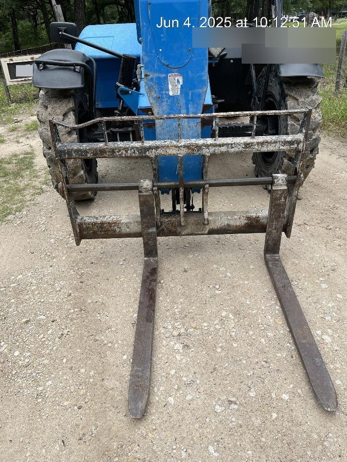 2017 Genie GTH-844 Genie GTH-844, Solid Tires, 60" carriage/forks, Open ROPS, Work Lights