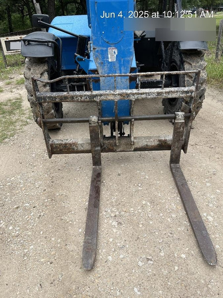 2017 Genie GTH-844 Genie GTH-844, Solid Tires, 60" carriage/forks, Open ROPS, Work Lights