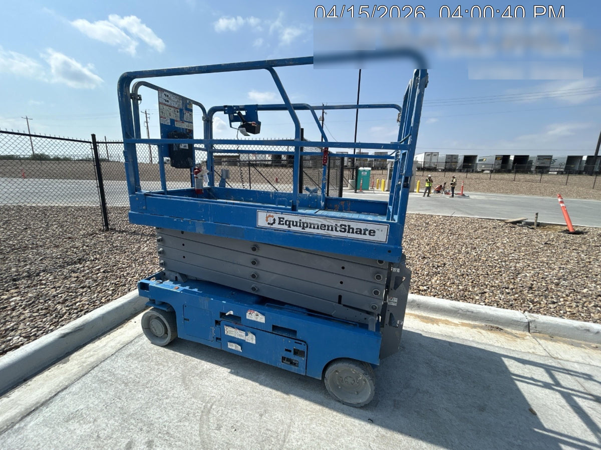2022 GENIE GS-3246