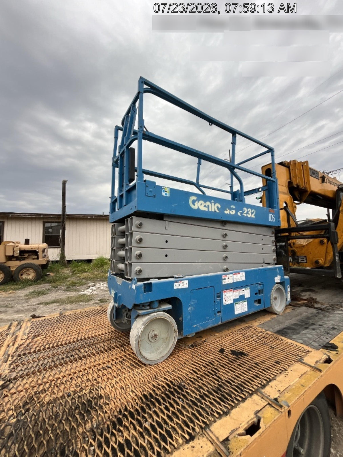 2018 Genie GS-3232 Genie GS3232 Lift w/Folding Rails and Swing Gate