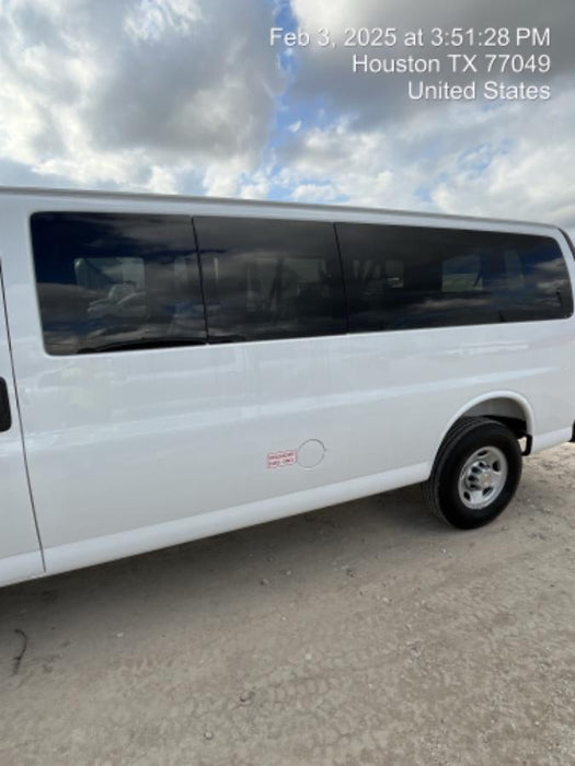 2025 CHEVROLET Express Van - Rental