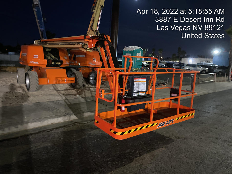 2022 JLG 660SJ