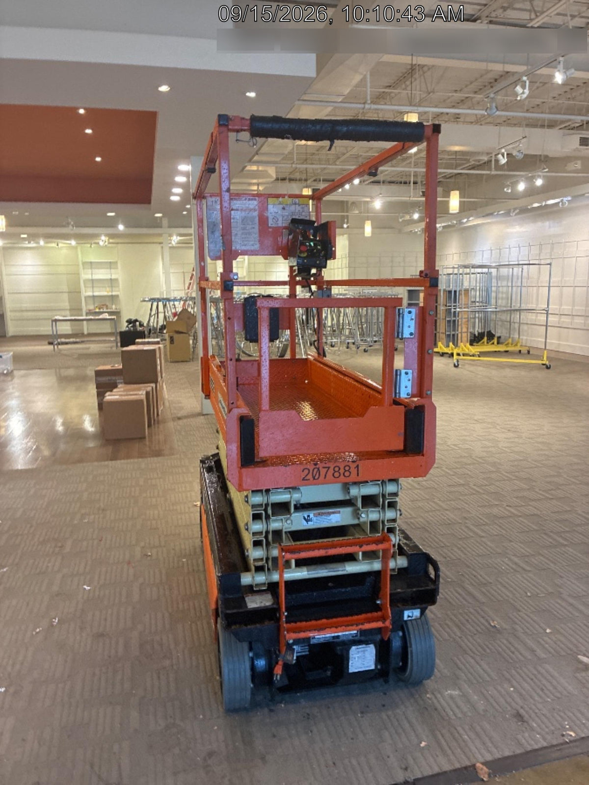 2022 JLG R1932