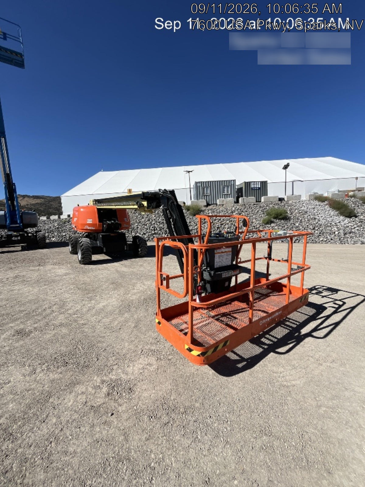 2025 JLG 660SJ