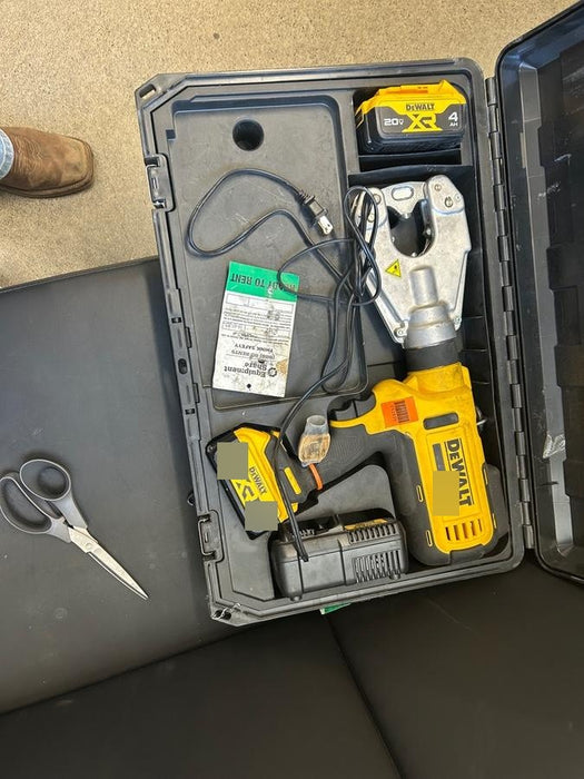 2021 DEWALT DCE350M2