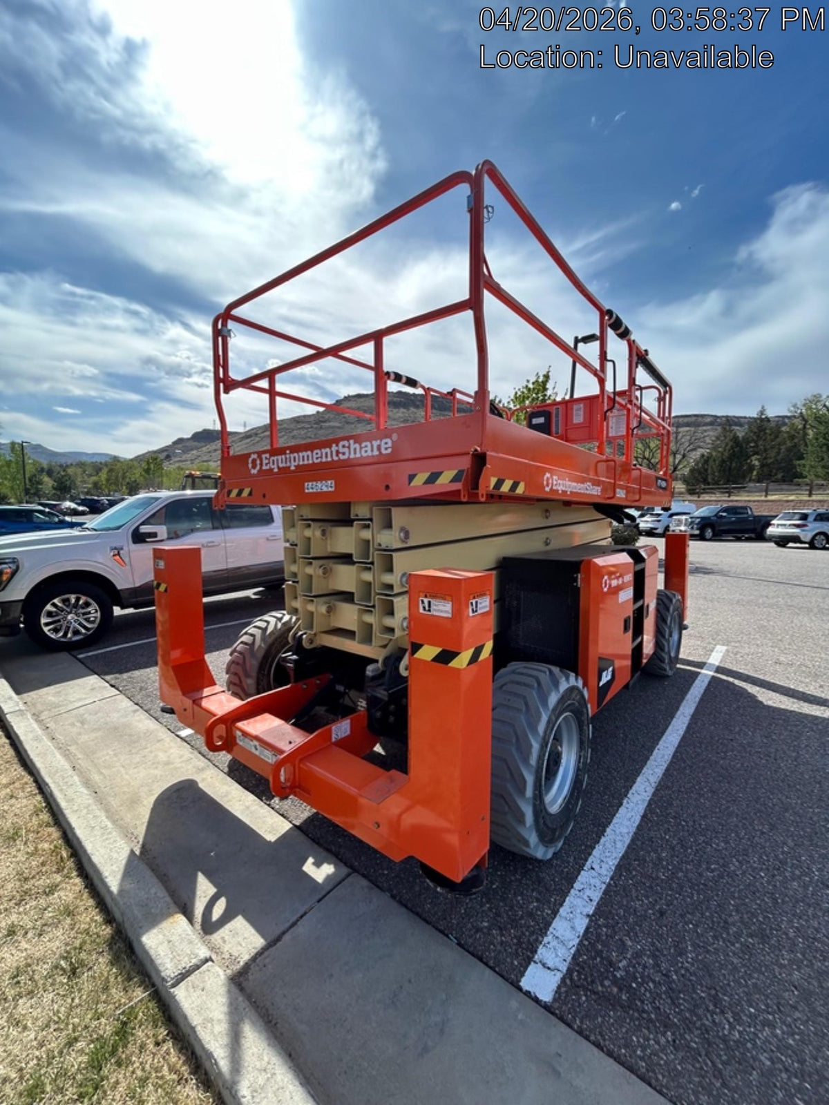 2024 JLG RT4394