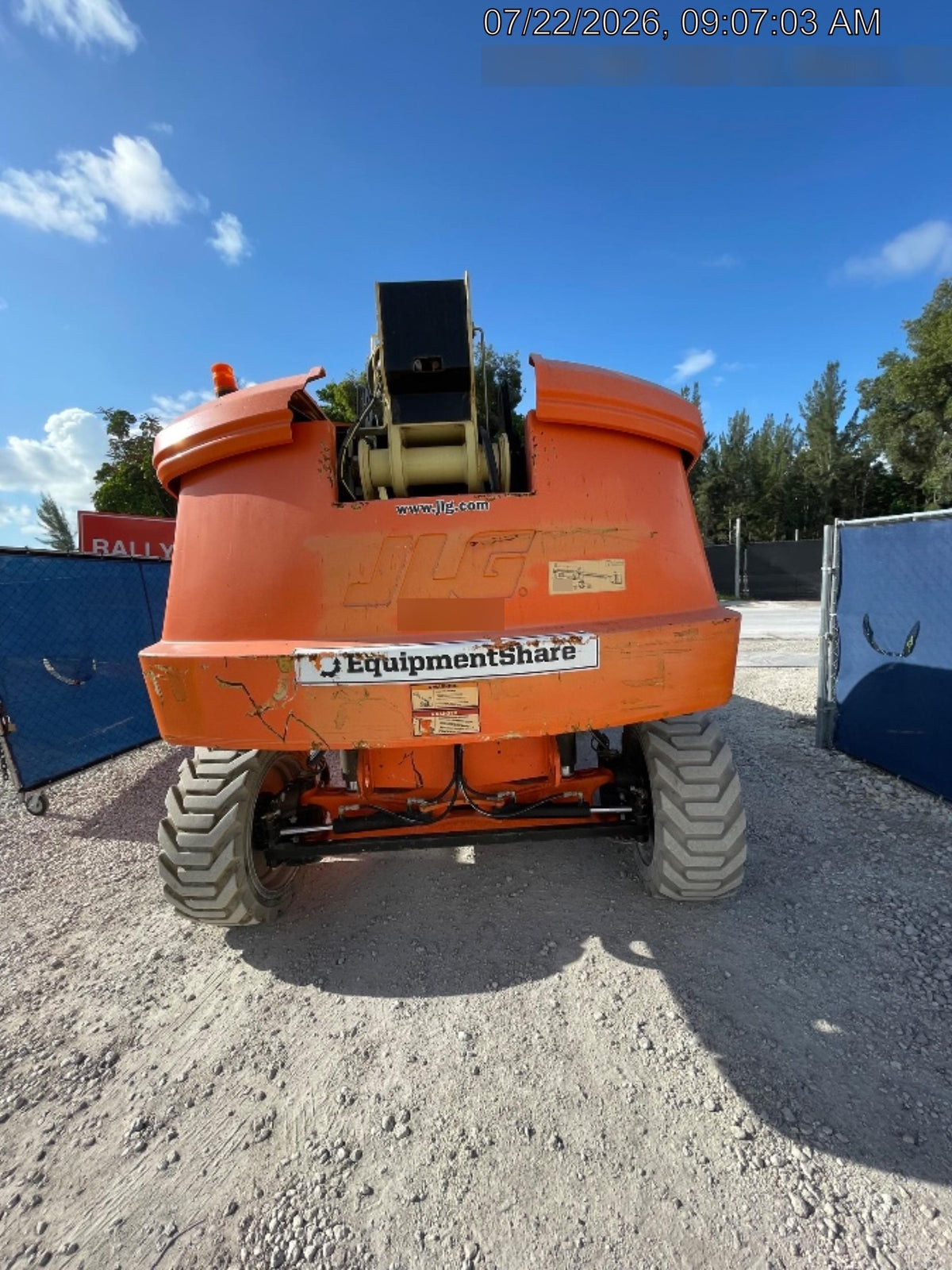 2019 JLG 660SJ