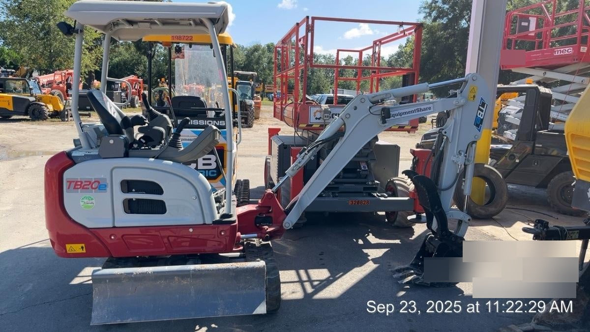 2023 TAKEUCHI TB20e