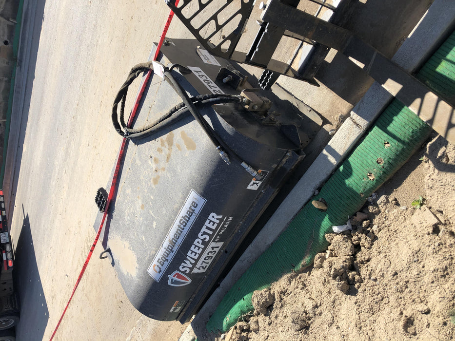 2019 PALADIN Sweepster SB72