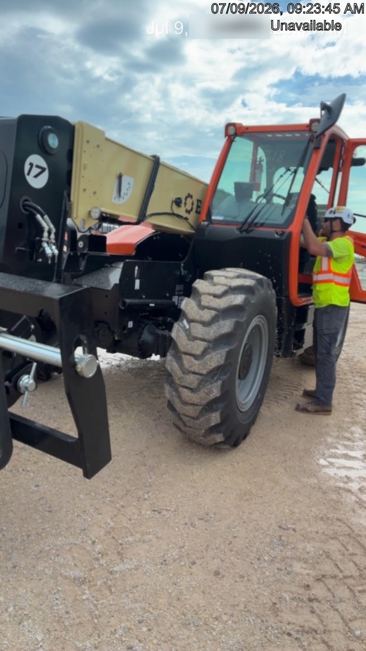 2026 JLG 1732