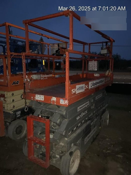 2018 Skyjack SJIII-3226 Skyjack SJIII3226 Scissor Lift w/Trojan Batteries