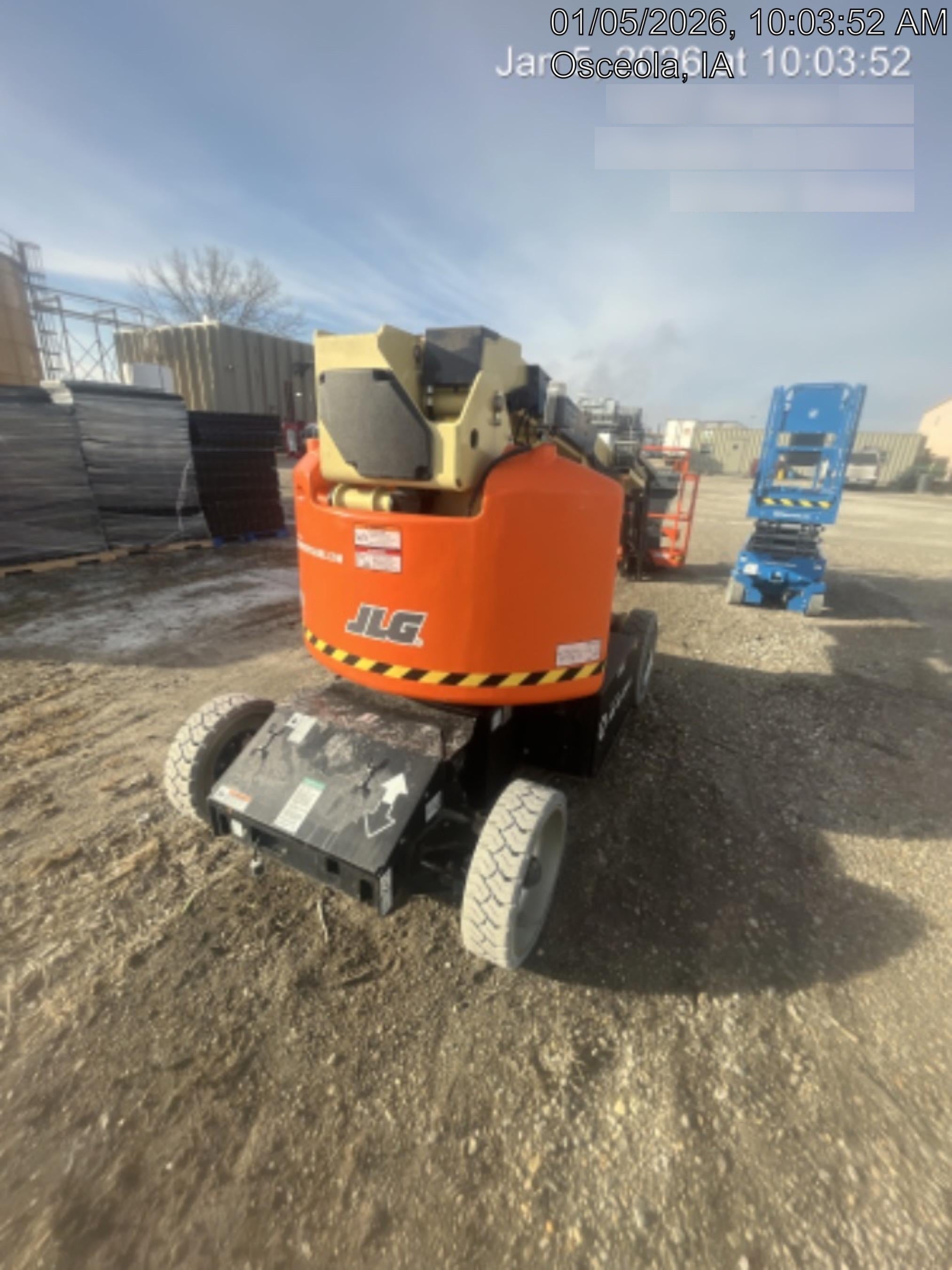 2024 JLG E400AJP Narrow