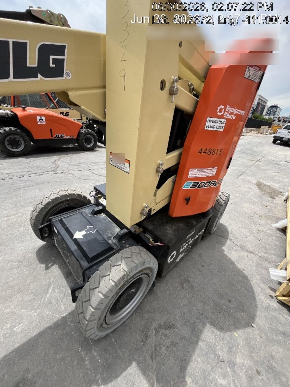 2024 JLG E300AJP