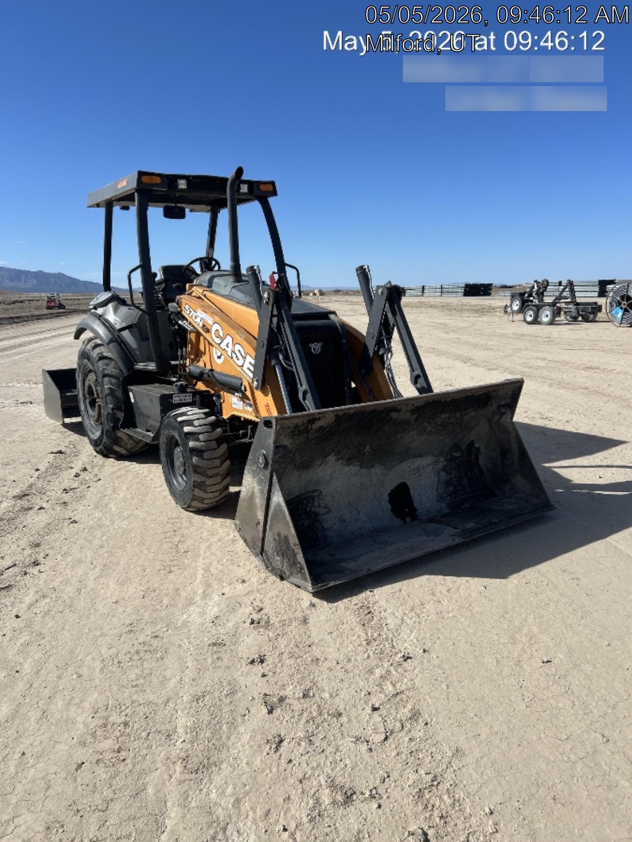 2023 CASE 570N EP