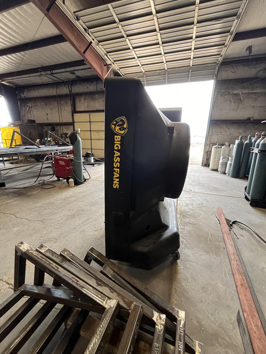 2023 BIG ASS FANS Cool Space 400