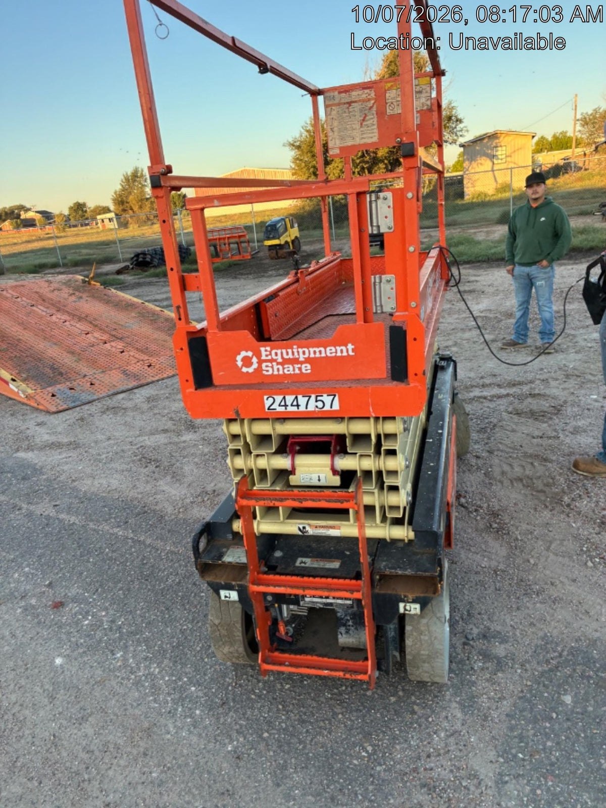 2022 JLG ES2632