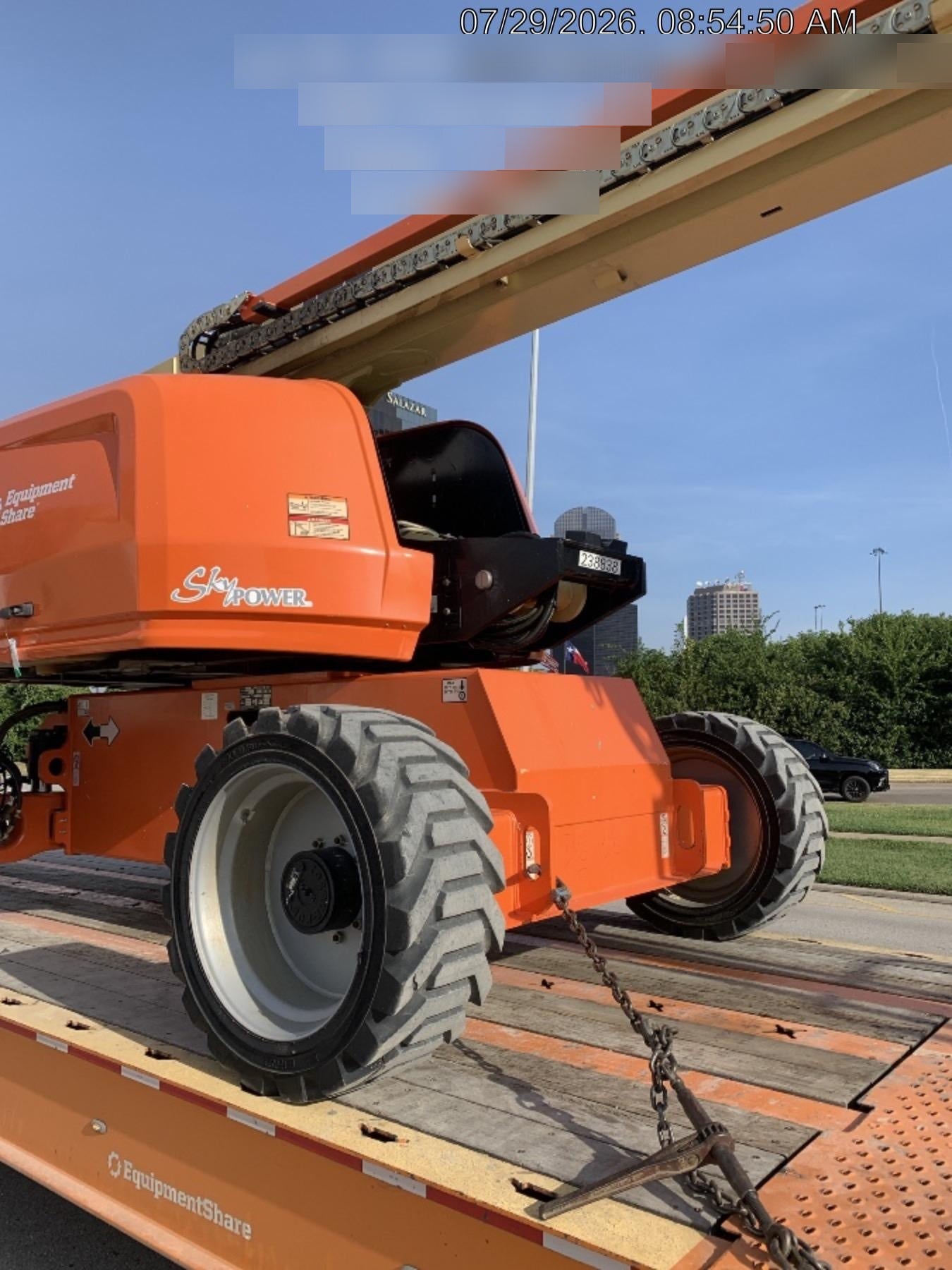 2022 JLG 660SJ